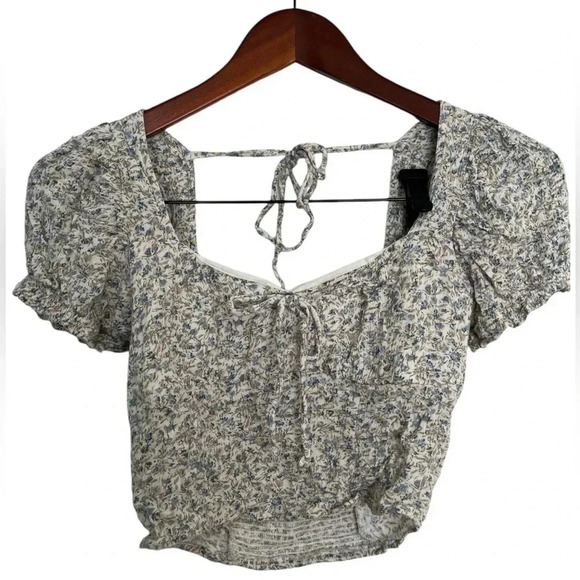 American Eagle Outfitters Tops - 5/20$ American Eagle floral crop  top size small